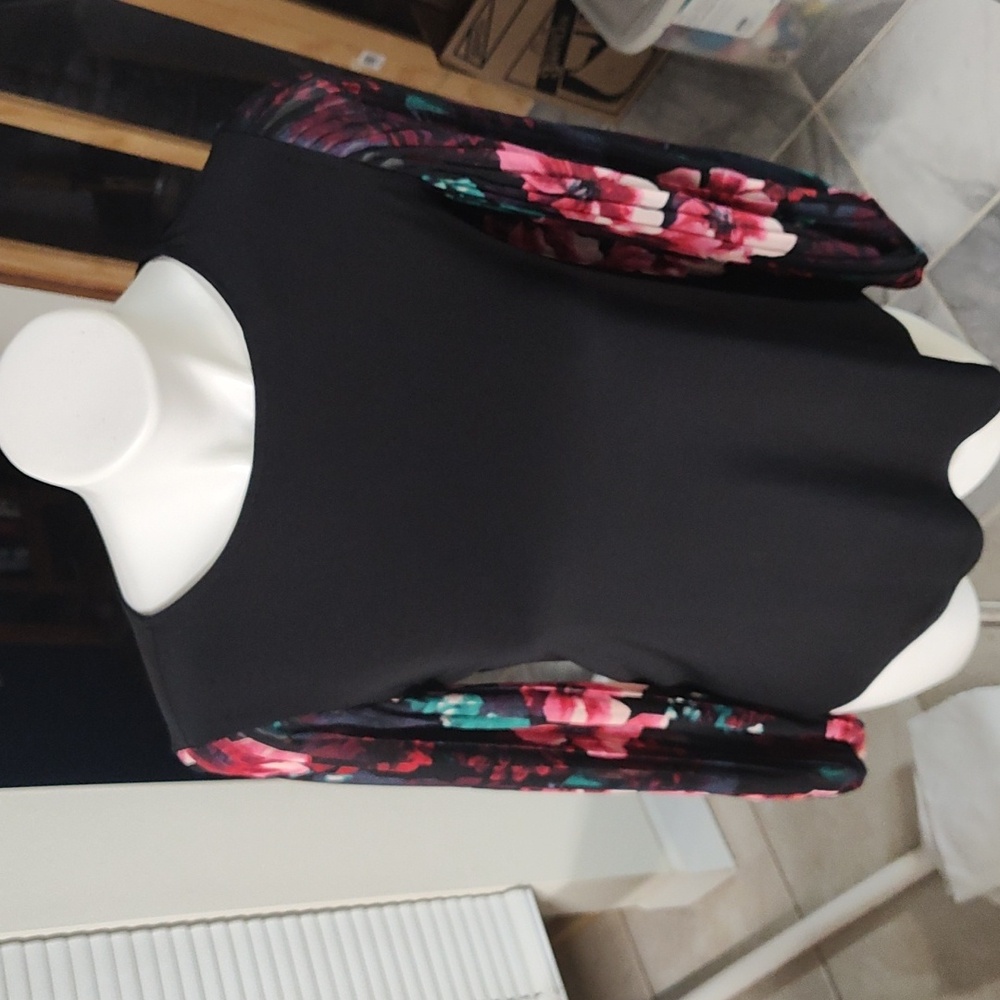 Elegant Women blouse, used like new